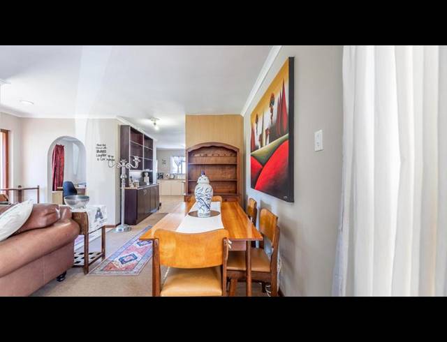 3 BEDROOM HOUSE FOR SALE IN BLOMMENDAL